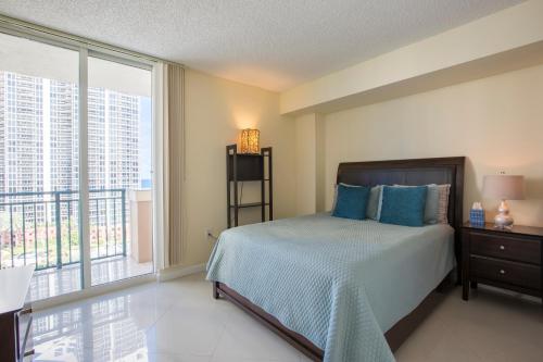 Apartment By Great Sunny Isles Lodging - image 8