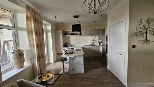 Harbour Havens Apartments in Moffat