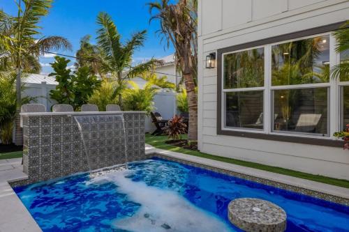 83rd St Villas West villa - image 2