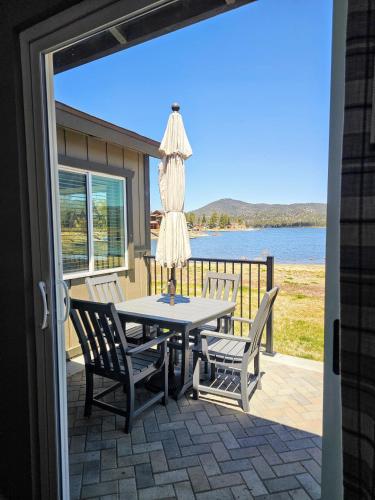 Létesítmények, Big Bear Frontier in Big Bear Lake (Kalifornia)