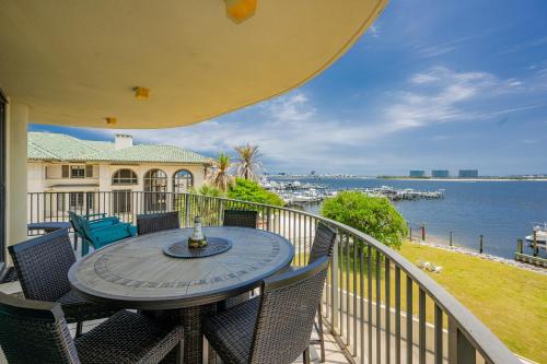 Phoenix on the Bay 1234 condo in Caswell