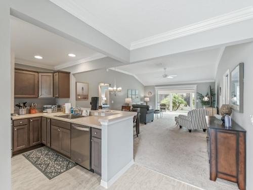 5590 Z6 VILLAGE OF FENNEY by REMAX Premier