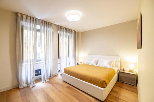 Piazza Castello 200 sqm - Terrace - Jacuzzi, Turin (Foto 9)