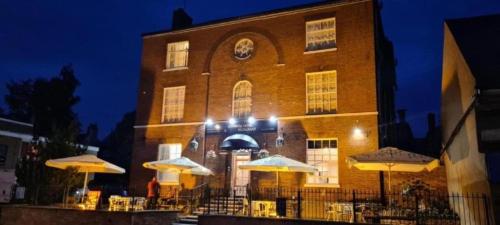 . Rothwell House Hotel