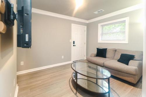 Free Parking! Apartment for You - Park View in English Avenue