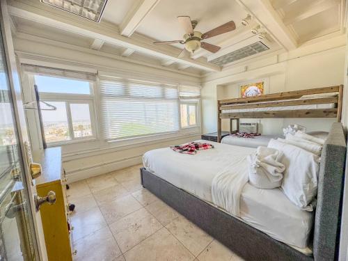 Mayor's Manor; Historic Downtown Mansion - image 11