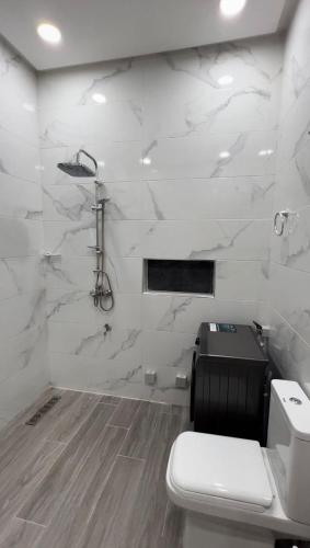 Two-Bedroom House image 3