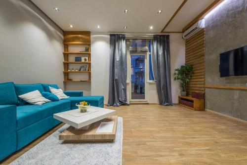 Max Luxury Apartments - image 6