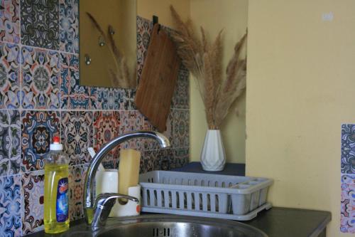 Mazais stūrītis pie Pērkones kanāla (Mazais sturitis pie Perkones kanala) in Ezerkrasts