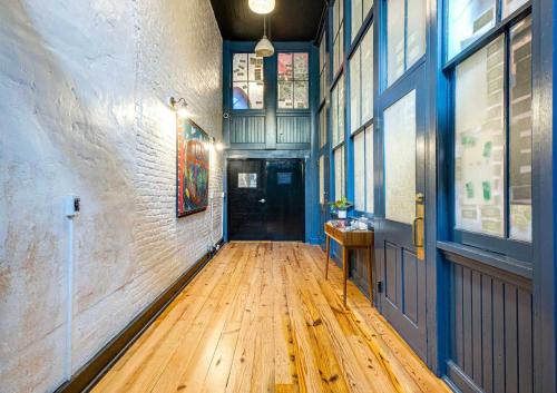 Nashville Riverfront Lofts – Nashville, FL