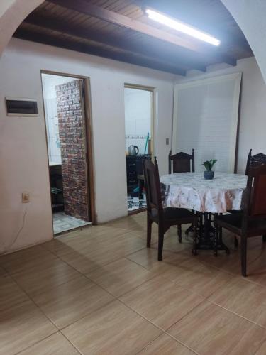 Alojamiento Carol in เมโล