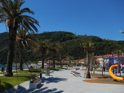 沙灘, 米利亞姆酒店 (Hotel Miriam) in 塞斯特里萊萬泰