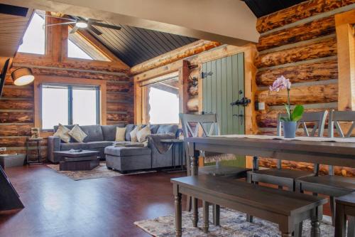 Létesítmények, Ranch Life Reimagined in Mancos (CO)