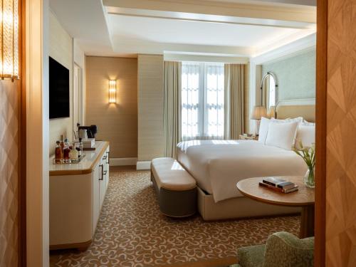 The Surrey near Metropolitan Művészeti Múzeum