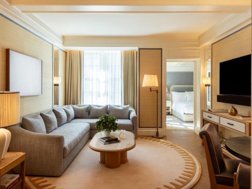 The Surrey near Metropolitan Művészeti Múzeum