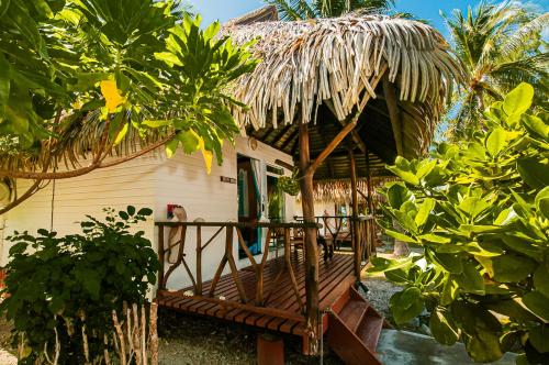 Raira Lagon in Rangiroa