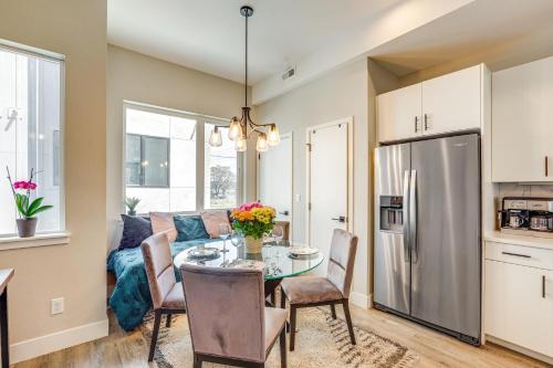 2 Mi to Ball Arena Townhome with Rooftop Patio in Globeville / North Washington