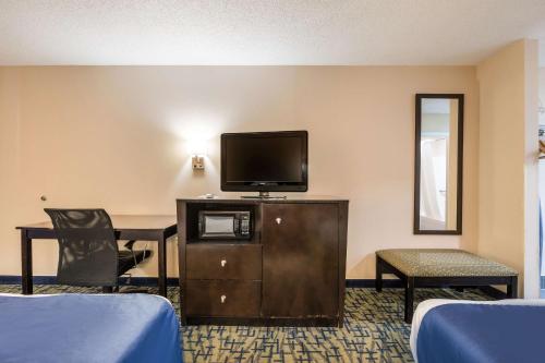 SureStay Hotel by Best Western Meridian - image 6