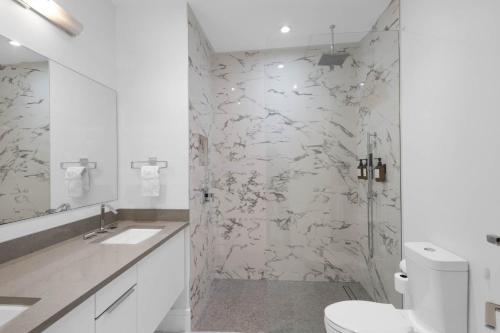 Two Bedroom Condo at One Cable Beach with Patio - image 2