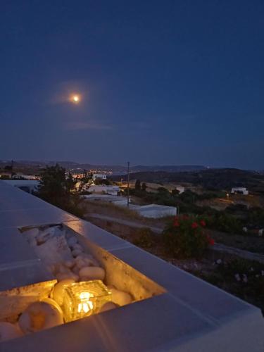 ระเบียง/ชานเรือน, Georgia Rooms Milos in ตริพิตี