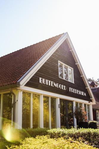 A szálláshely kívülről, Buitengoed Fredeshiem in Steenwijkerland