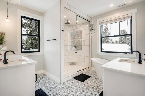 Sleeps 22+, 7 bed 4.5 bath, Hot tub, SHARC, Sunriver (fotografie 5)