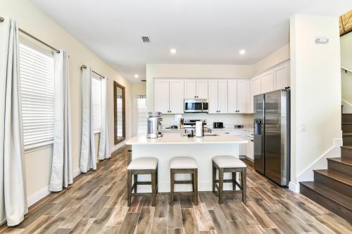 Waters Edge Cottage near Disney with Margaritaville Resort  Island H20 Access - 8129SU - image 12
