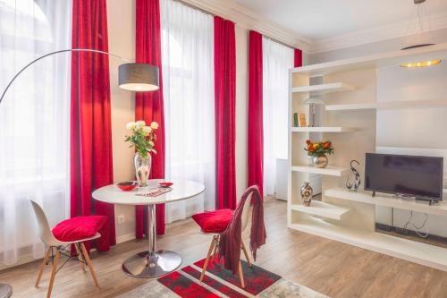 Amalienhof Serviced Apartments