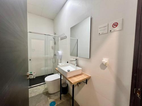 douche, Cubik Rooms in Moncloa