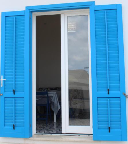 The twins Rooms in Marettimo 2 3