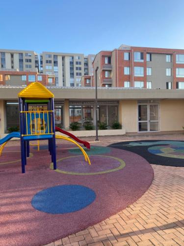 Apartamento alameda del Rio - image 2