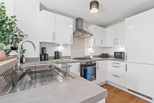 Lotus Haus - Wellington Homes - 4 BDR With Gated Parking, Birmingham (fotografie 7)