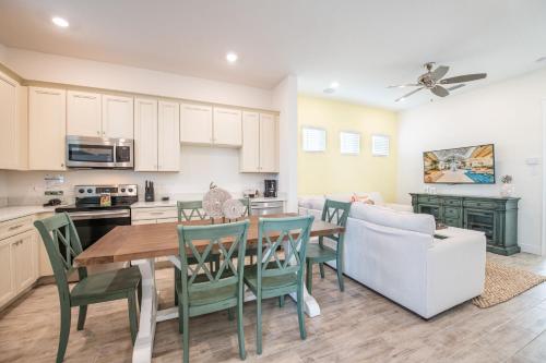 Brilliant Cottage near Disney w Hotel Amenities at Margaritaville 8090KD - image 14