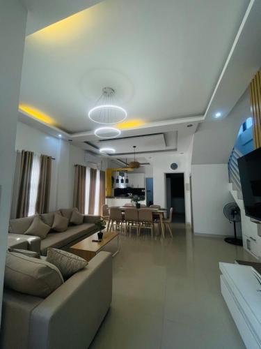4 bedroom with big pool villa near clark, Sampong (fotografie 4)