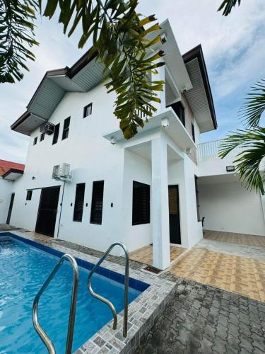 4 bedroom with big pool villa near clark, Sampong (fotografie 8)