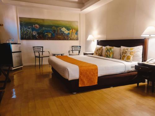 Harbor Town Hotel in City Proper