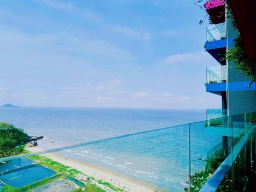 Flamingo Hai Tien - IBIZA in Hoang Truong Beach