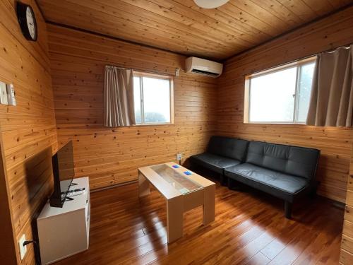閑静な立地 繁華街とコンビニ バス停徒歩圏内 奄美 Guest House iroha 1日1組 2025年5月 Open Quiet Location Near Downtown One Group Per Day, Amami