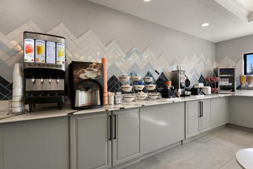 Sleep Inn & Suites Ashland - image 2