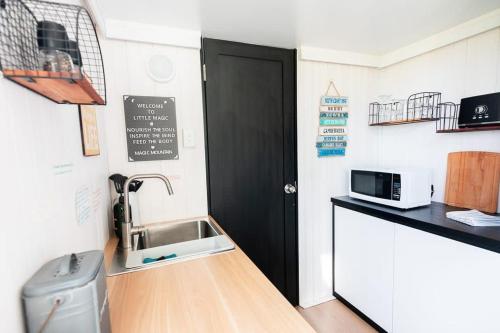 Little Magic Tiny House at Berry by Tiny Away, Coolangatta (foto 7)