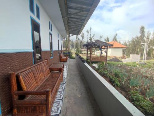 Balcony/terrace, Elen Villa by ABM in Bromo