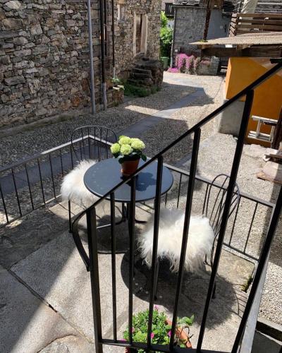 Balcony/terrace, Rustico Lucy in Gordola