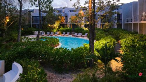 Two-Bedroom Apartment with Private Pool image 10
