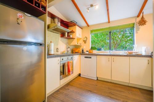 Secluded Forest Cottage in Northcross, Auckland (foto 10)