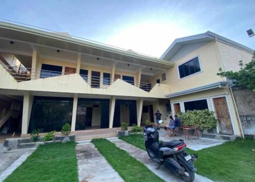 Laguno Bed and Breakfast Room Type - Queen Room