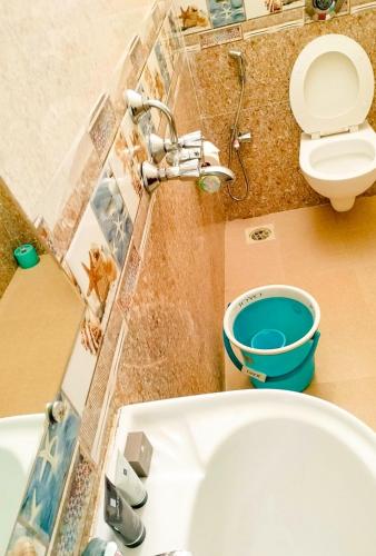Bathroom, Safron Modern Stay at Varca, Goa near The Zuri White Sands Casino
