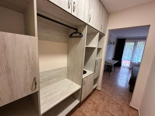 Superior King or Twin Room image 8