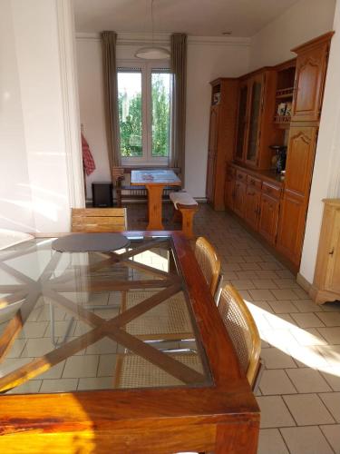 Iekārtas, Maison de charme dans la Somme in Le Sars