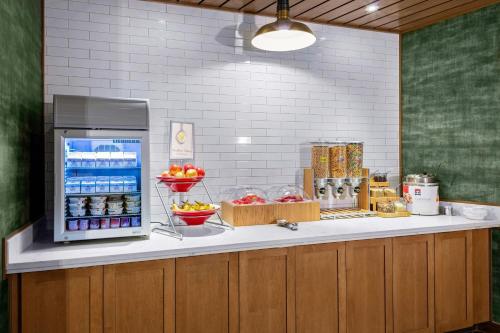 Fairfield Inn & Suites by Marriott Queensbury Glens Falls/Lake George - main image