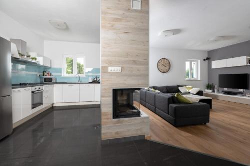 ห้องครัว, Villa Malis in เบชิชี